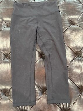 lululemon athletica Black Capri Leggings